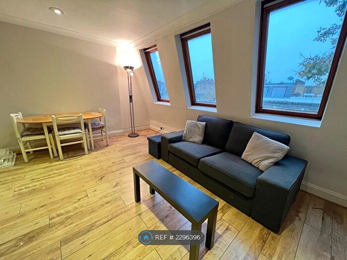 3 Bedroom Maisonette To Rent In Kilmaine Road, London, SW6