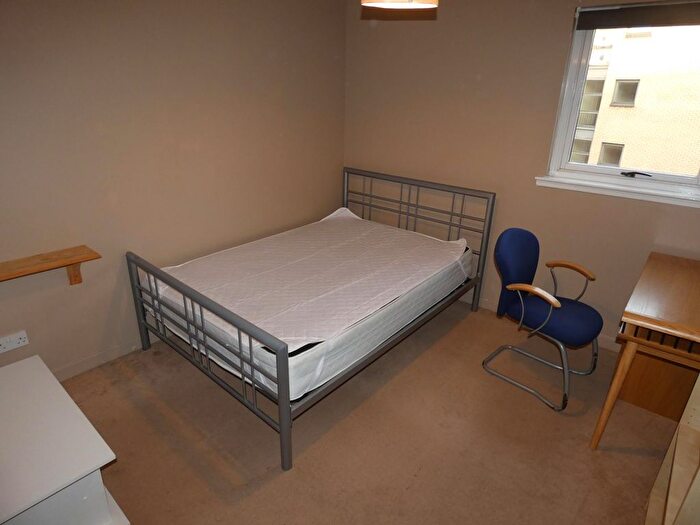 2 Bedroom Flat To Rent In A Charlotte Street, Glasgow, G1