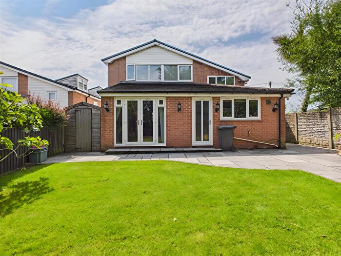 5 Bedroom Detached House For Sale In Sandown Road, Lancaster, LA1