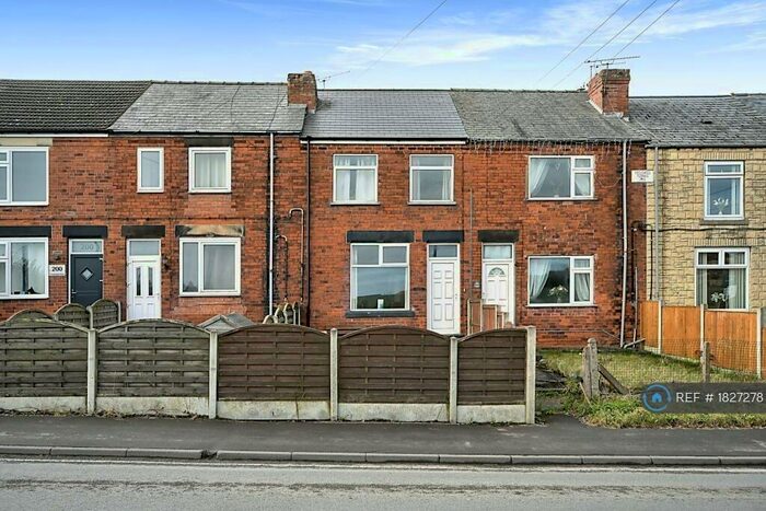 3 Bedroom Terraced House To Rent In Chesterfield Road, Chesterfield, S42