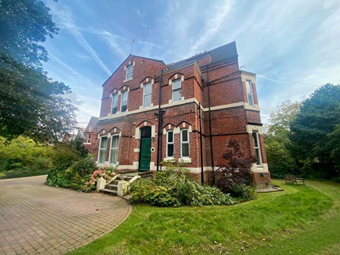 2 Bedroom Apartment To Rent In Beresford Road, Oxton, CH43