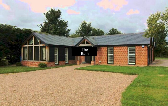 4 Bedroom Barn Conversion To Rent In The Straight Mile, Shurlock Row, RG10