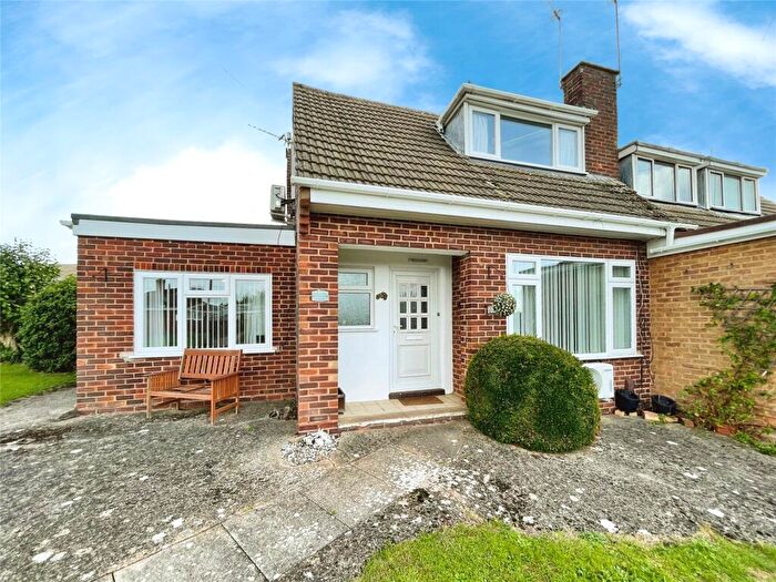 2 Bedroom Semi-Detached House For Sale In Ledbrook Road, Leamington Spa, Warwickshire, CV32