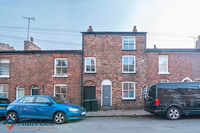 4 Bedroom Terraced House For Sale In St. Georges Street, SK11