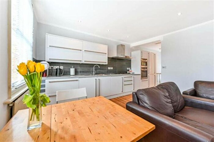 1 Bedroom Apartment To Rent In Laurier Road, Camden, London, NW5