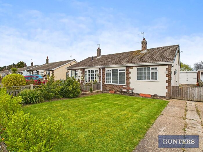 2 Bedroom Semi-Detached Bungalow For Sale In Lennox Close, Hunmanby, Filey, YO14