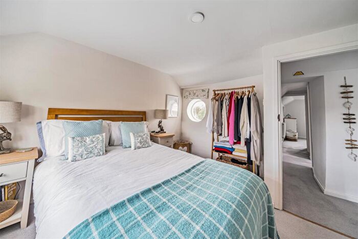 3 Bedroom Detached House For Sale In Old Lyme Hill, Charmouth, Bridport, DT6