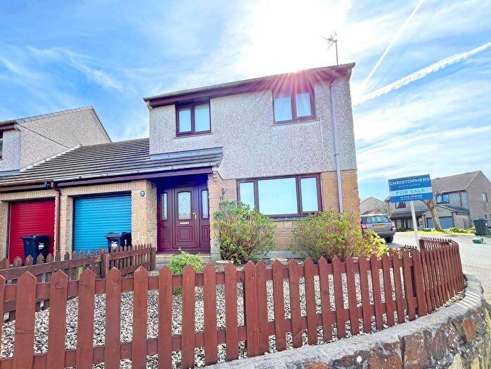 3 Bedroom Link Detached House For Sale In Gwarth An Drae, Helston, TR13