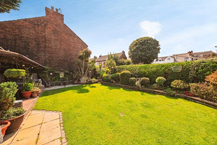 4 Bedroom Semi-Detached House For Sale In Westminster Road, Wallasey, CH44