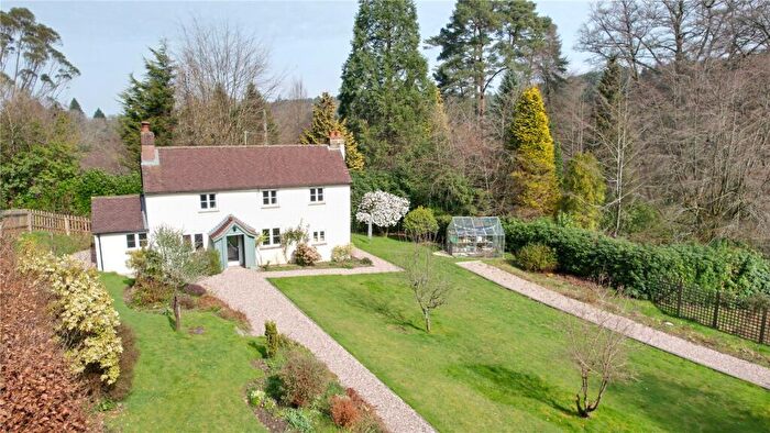 3 Bedroom Detached House For Sale In Whitmore Vale, Grayshott, Hindhead, Hampshire, GU26