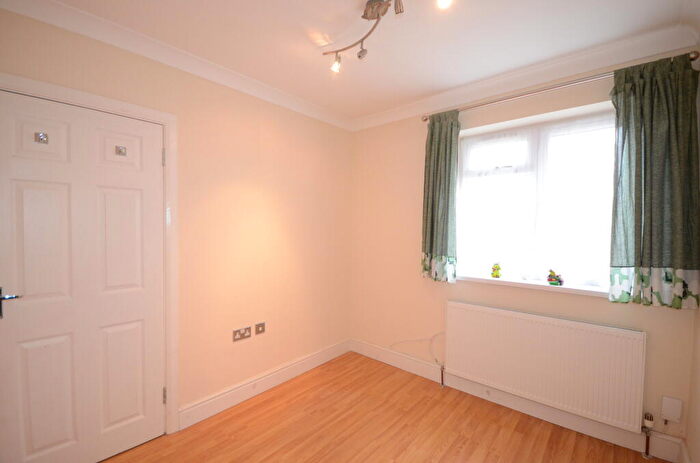 2 Bedroom Bungalow To Rent In St. Johns Drive, Windsor, SL4