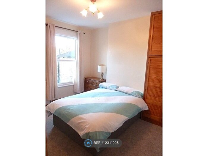 1 Bedroom Flat To Rent In Sunninghill Road, London, SE13