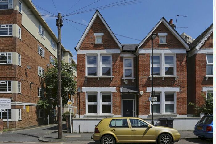 1 Bedroom Flat To Rent In Stirling Road, London, SW9