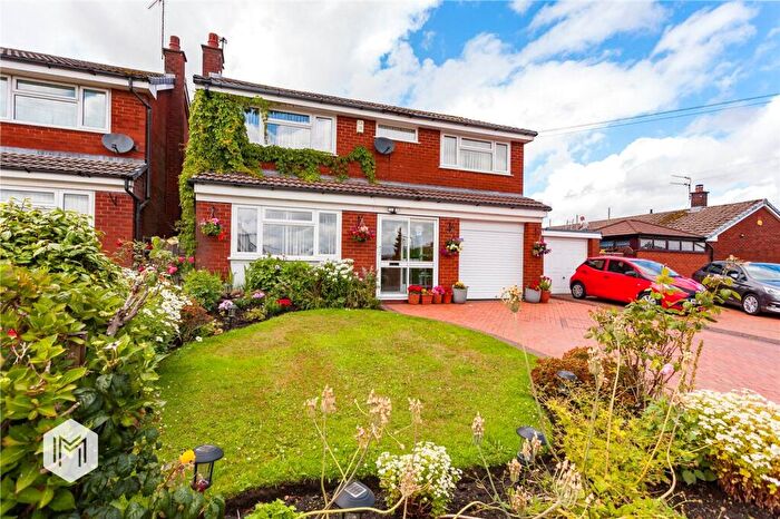 4 Bedroom Detached House For Sale In Blackrod Drive, Bury, BL8