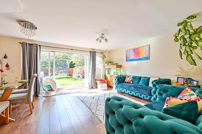 3 Bedroom Terraced House To Rent In Baynton Road, Old Woking, Woking, GU22