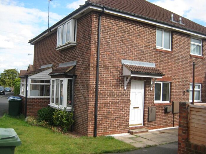 1 Bedroom House To Rent In Kelcbar Way, Tadcaster, North Yorkshire, LS24