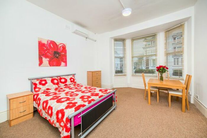 Studio To Rent In Cromwell Road, London, SW7