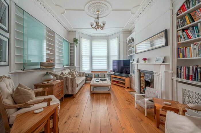 5 Bedroom Terraced House To Rent In Pilgrims Lane, Hampstead, London, NW3