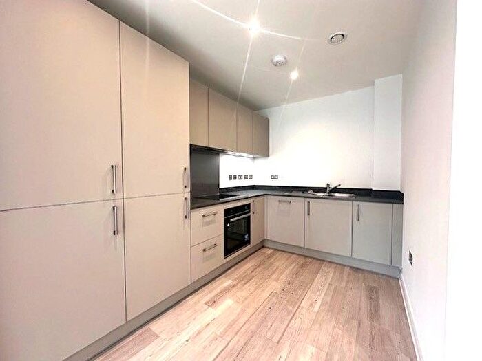 1 Bedroom Flat To Rent In Frogley Park, Barking, IG11
