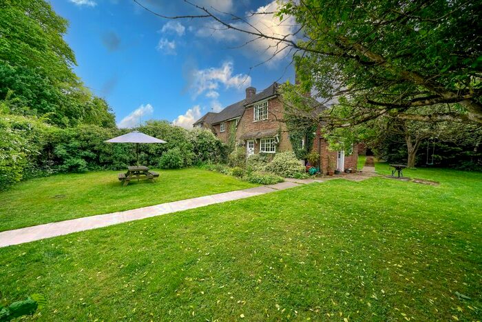 3 Bedroom Property For Sale In Hale Road, Wendover, Aylesbury, HP22