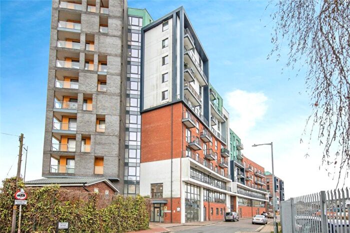 2 Bedroom Flat For Sale In Great Whip Street, Ipswich, Suffolk, IP2