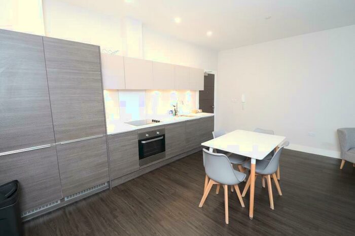 2 Bedroom Property To Rent In Greenleigh Court, Dawsons Square, Pudsey, West Yorkshire, LS28