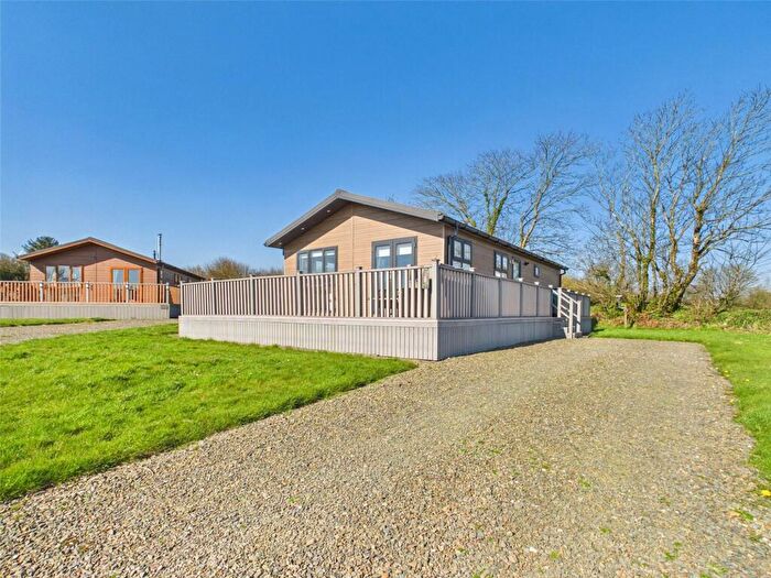 2 Bedroom Property For Sale In St Tinney Farm, Otterham, PL32