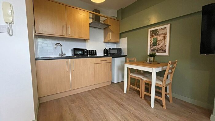 1 Bedroom Flat To Rent In Princes Road, Liverpool, L8