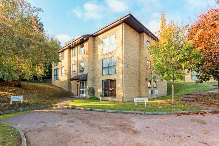 3 Bedroom Flat To Rent In St. Johns Hill, Sevenoaks, TN13