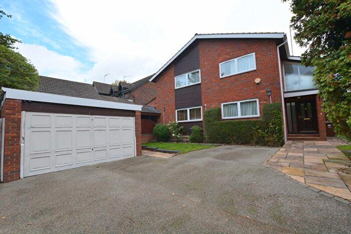 4 Bedroom Detached House To Rent In Templars Drive, Harrow Weald, HA3