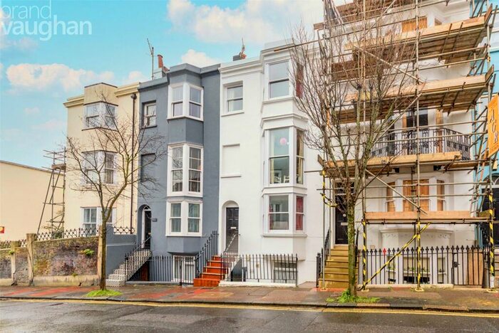 1 Bedroom Flat To Rent In Egremont Place, Brighton, BN2