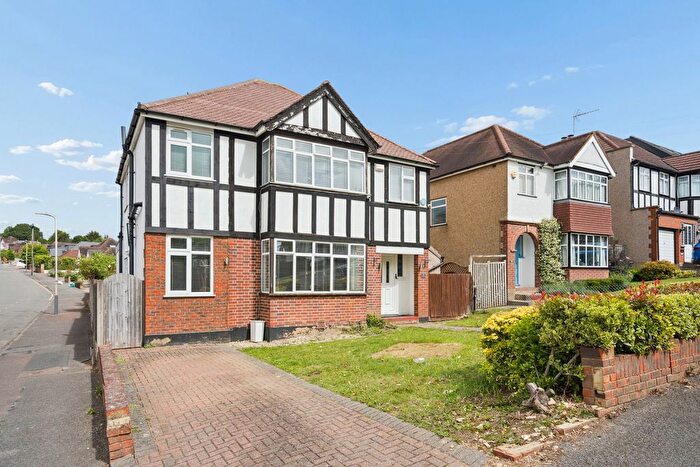 4 Bedroom Detached House For Sale In Potter Street, Northwood, HA6