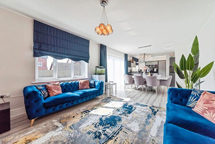 5 Bedroom Detached House For Sale In Yarnsworth Road, Middlebeck, Newark, NG24