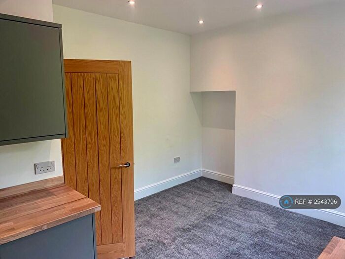 3 Bedroom Terraced House To Rent In Spring Bank Avenue, Audenshaw, Manchester, M34