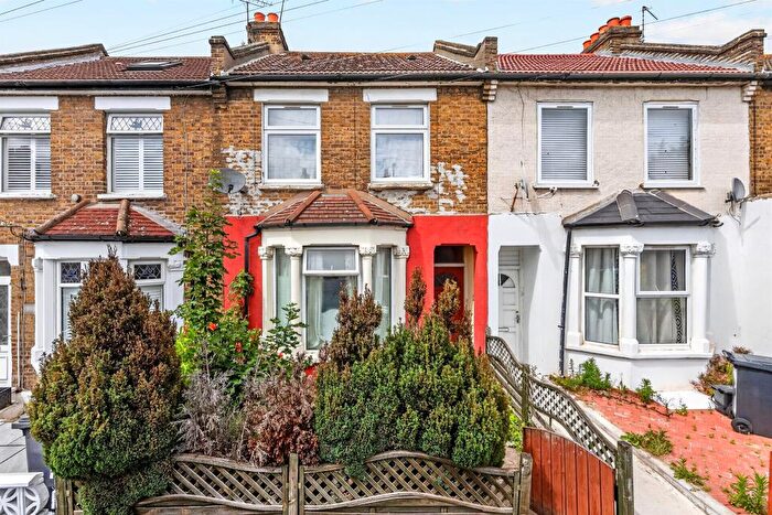 1 Bedroom Flat For Sale In Northwood Road, Thornton Heath, CR7