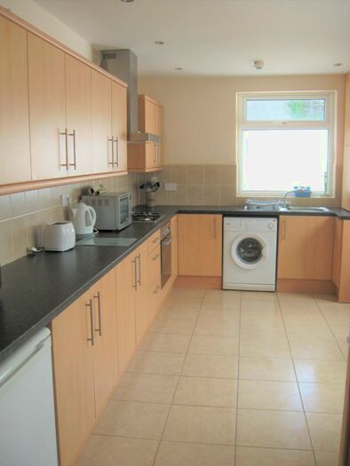 5 Bedroom House To Rent In The Grove, Uplands, Swansea, SA2