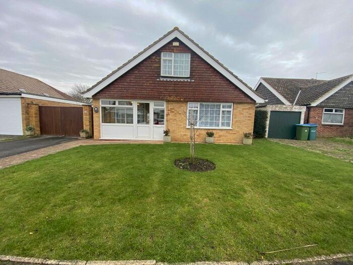 4 Bedroom Bungalow To Rent In Greenlea Avenue, Bognor Regis PO21