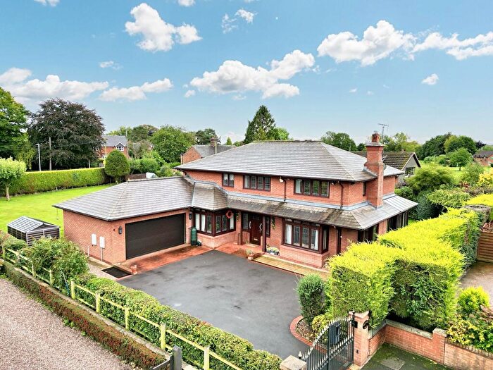 5 Bedroom Detached House For Sale In Highlows Lane, Yarnfield, ST15