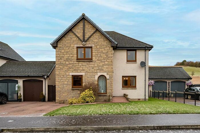 4 Bedroom Detached House For Sale In Emmock Woods Crescent, Dundee, DD4