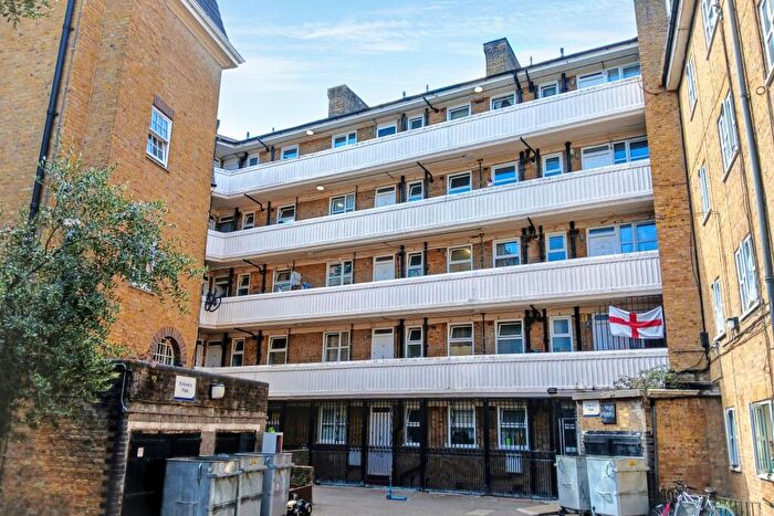 1 Bedroom Flat For Sale In Flat A, St Marys, Doric Way, Somers Town, London, NW1