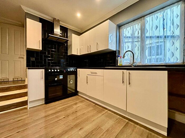 3 Bedroom Terraced House To Rent In Burnt Oak Terrace, Gillingham, ME7