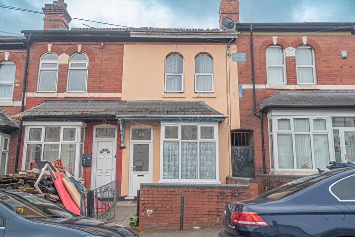 3 Bedroom Terraced House For Sale In Hamilton Road, Handsworth, B21