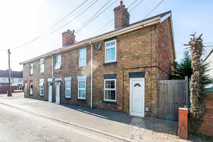2 Bedroom End Of Terrace House To Rent In New North Road, Attleborough, Norfolk, NR17