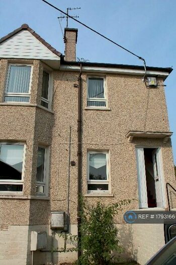 1 Bedroom Flat To Rent In Keir Hardie Drive, Kilsyth, G65