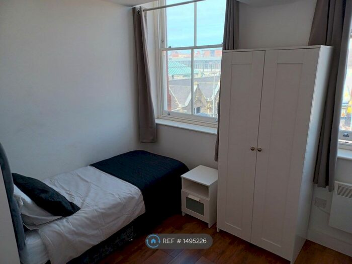 Studio To Rent In The Webberley, Stoke-On-Trent, ST1