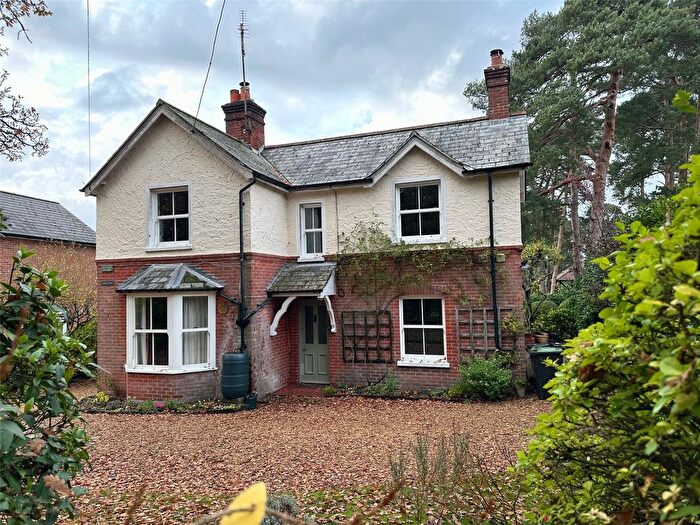 4 Bedroom Detached House For Sale In Ringwood Road, St. Ives, Ringwood, Dorset, BH24