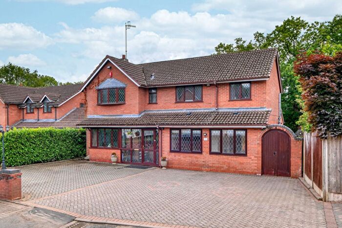 5 Bedroom Detached House For Sale In Fenwick Close, Redditch, B97