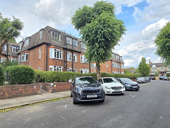 1 Bedroom Flat For Sale In Hastings Road, London, W13