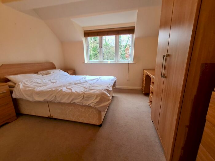 2 Bedroom Flat To Rent In Abbeyfields, Peterborough PE2