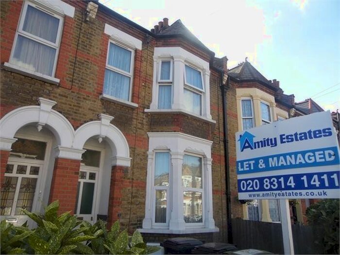 2 Bedroom Flat To Rent In Pattenden Road, Catford, London, SE6